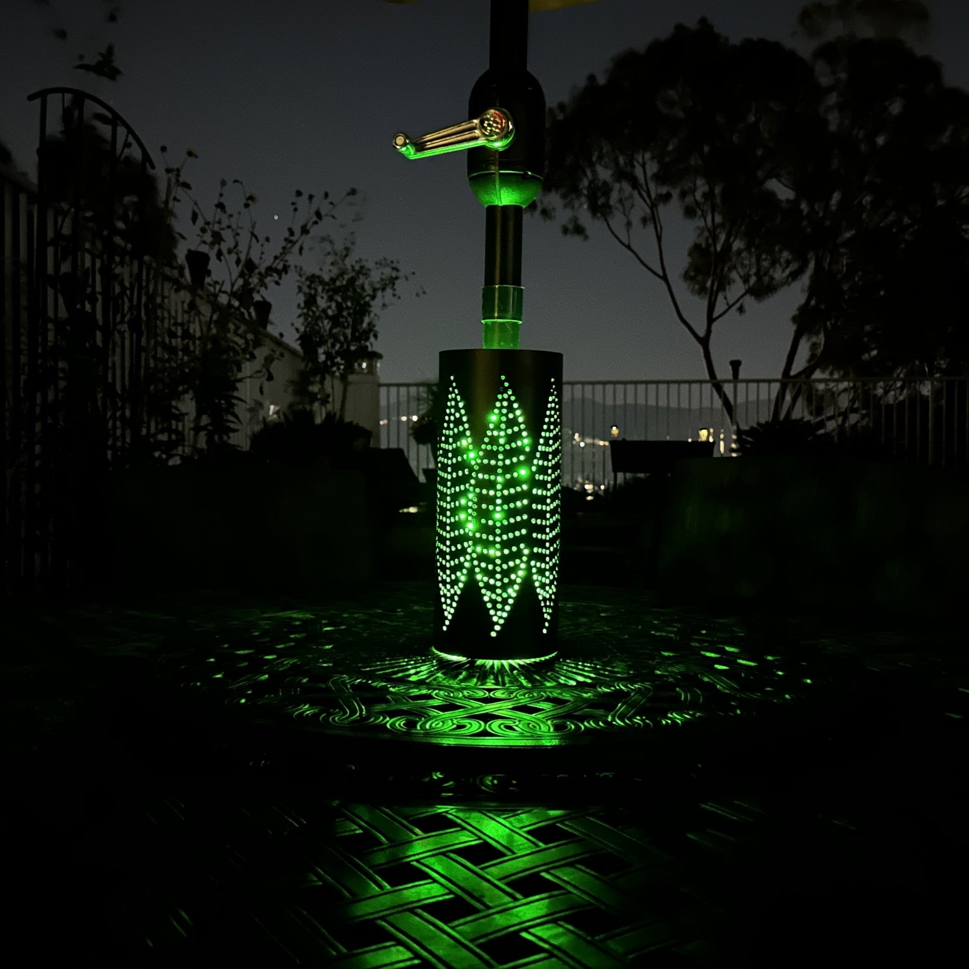 Savannah Lantern - Leaves