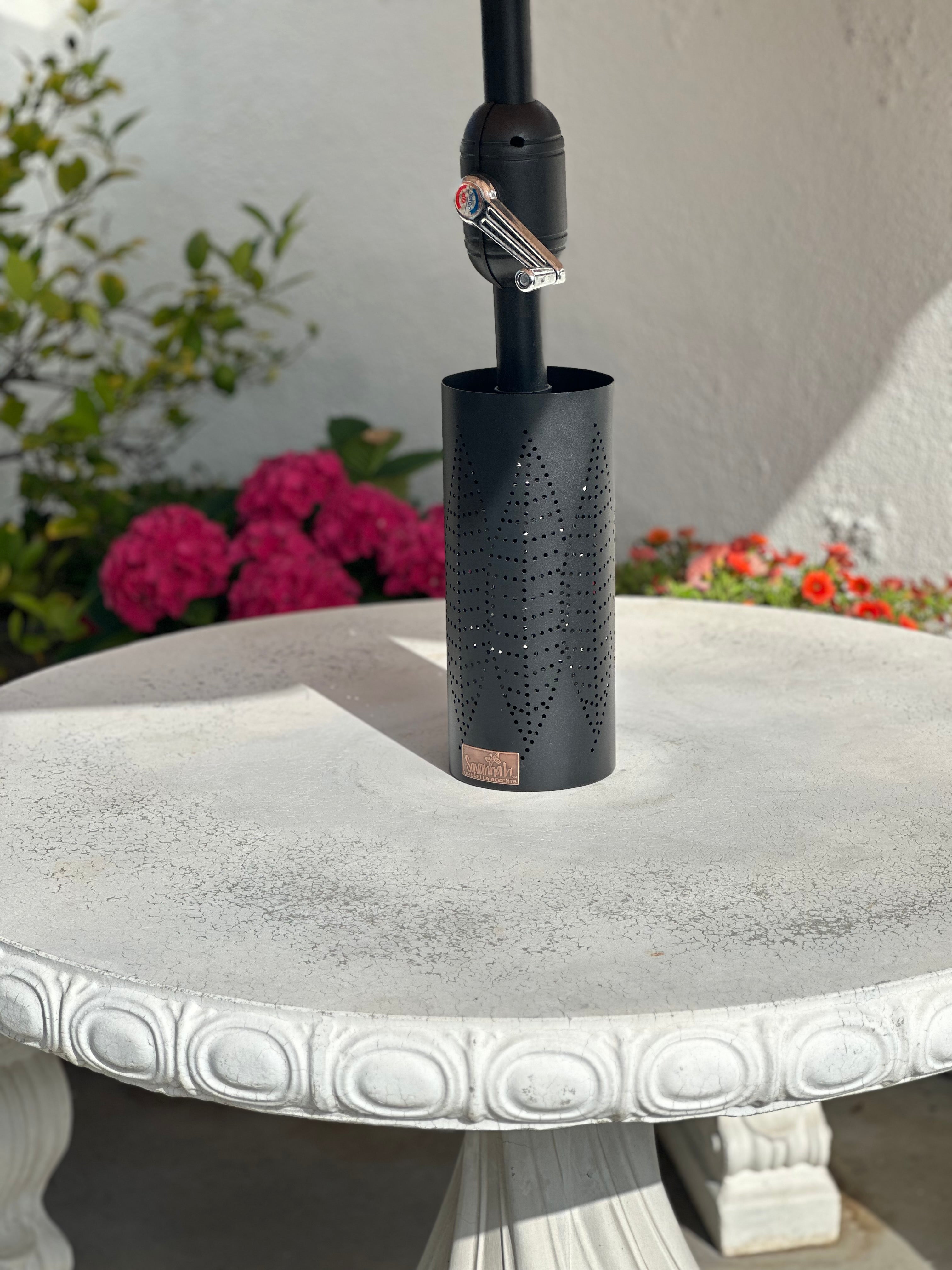 Savannah Lantern - Leaves