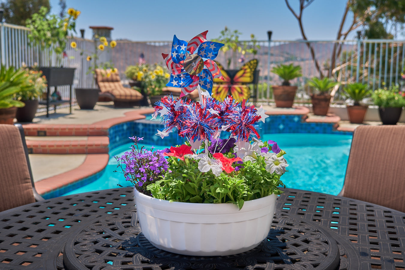 Savannah Planter - White